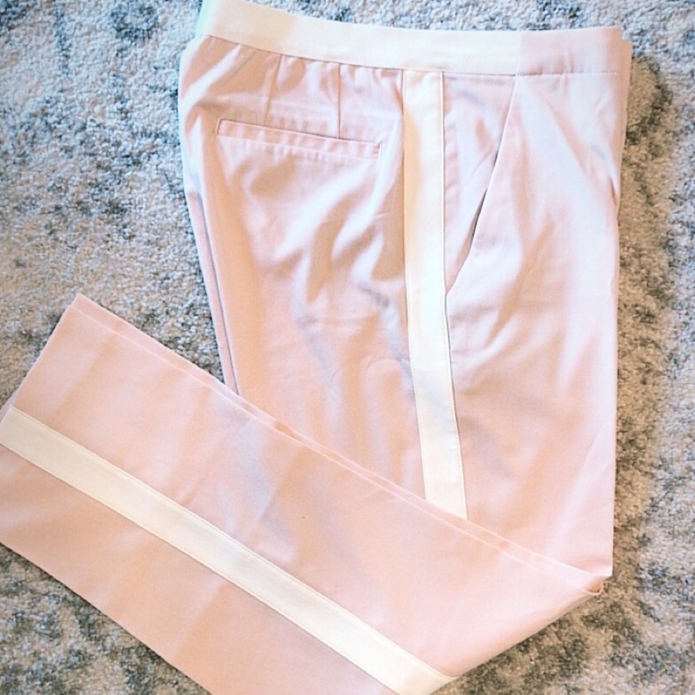 NEW Uniqlo Pink Ankle Length Tuxedo Pants | Size M